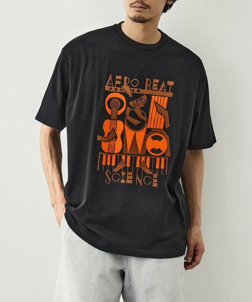 LOOSE JOINTS(ルーズジョインツ)の「【LOOSE JOINTS/ルーズジョインツ】MASATO MAEKAWA - AFRO BEAT SCIENCE S/S TEE(Tシャツ/カットソー・メンズ・ブラック/ホワイト・XL/L)」の3枚目の写真