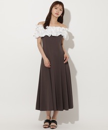 AND COUTURE（アンドクチュール）の「オフショルフリルカットワンピース（ワンピース）」