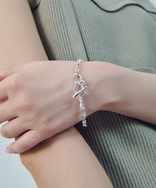 GOLDY(ゴールディ)の「【GOLDY】クロッシング チェーン マンテル ブレスレット 4260502(ブレスレット・レディース・マルチ/ゴールド/シルバー・FREE)」の4枚目の写真