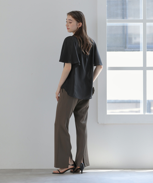 La TOTALITE(ラトータリテ)の「《WEB限定》【洗える】ケープスリーブシャツ(シャツ/ブラウス・レディース・ブラック/ブラック系その他/ホワイト・FREE)」の7枚目の写真