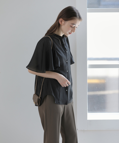 La TOTALITE(ラトータリテ)の「《WEB限定》【洗える】ケープスリーブシャツ(シャツ/ブラウス・レディース・ブラック/ブラック系その他/ホワイト・FREE)」の5枚目の写真