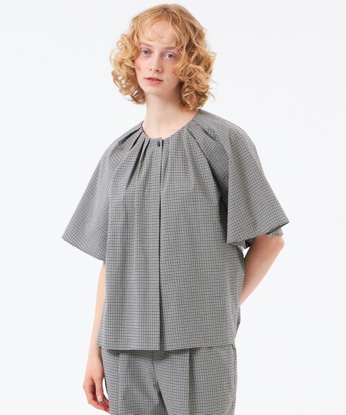 MACKINTOSH PHILOSOPHY（ﾏｯｷﾝﾄｯｼｭ ﾌｨﾛｿﾌｨｰ）の「エアリーサッカーブラウス（シャツ/ブラウス・レディース・ブラック/オフホワイト/ベージュ・38/36）」の3枚目の写真
