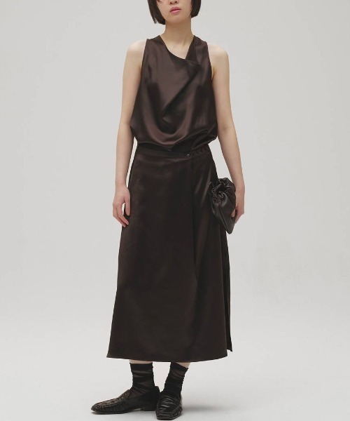 TODAYFUL(トゥデイフル)の「Asymmetry Satin Dress 12610322(ワンピース・メンズ・インディゴブルー/ブラウン・36/38)」の1枚目の写真