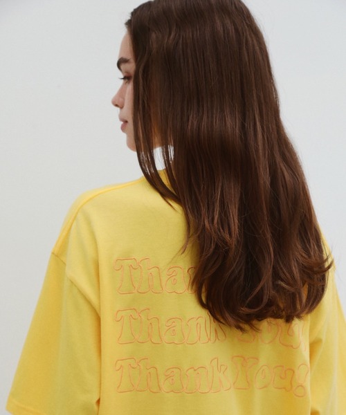 WCJ(ダブルシージェイ)の「THANK YOU TEE(Tシャツ/カットソー・レディース・レッド/イエロー/ピンク・FREE)」の1枚目の写真