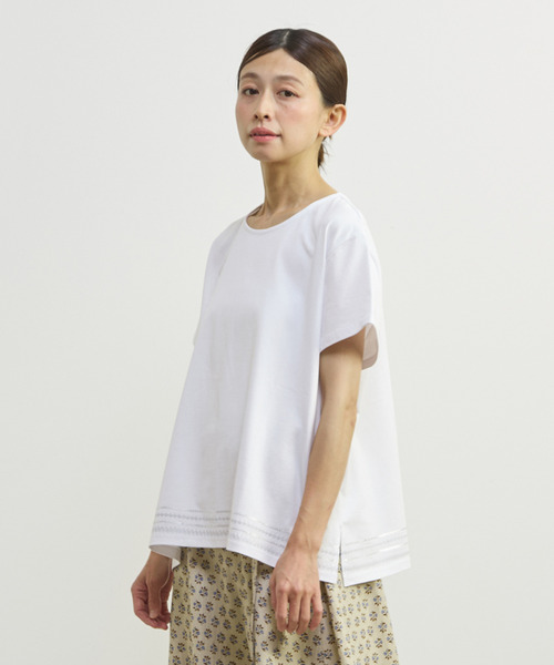 MELROSE claire(メルローズ クレール)の「【裾刺しゅう&スパンコール プルオーバー】(Tシャツ/カットソー・レディース・ホワイト/ブルー/ブラック・FREE)」の1枚目の写真