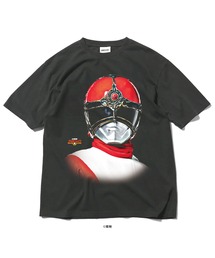 HOMEGAME（ホームゲーム）の「HG250153 スーパー戦隊 × ホームゲーム 【HOMEGAME】 - 半袖Tシャツ 1982 ゴーグルレッド TEE（Tシャツ/カットソー）」