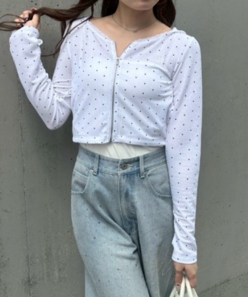 continuer de NICE CLAUP(コンティニューデナイスクラップ)の「【UVカット率90%】刺しゅうUVカットスクエアパーカー(Tシャツ/カットソー・レディース・ブラック/ピンク/アイボリー/ブラウン/ドット/ブラック系その他・FREE)」の13枚目の写真