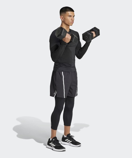 adidas(アディダス)の「テックフィット コンプレッション トレーニング 3/4丈レギンス / アディダス adidas(レギンス/スパッツ・メンズ・ブラック・X-LARGE/X-SMALL/SMALL/XX-LARGE/MEDIUM/3XL/LARGE)」の5枚目の写真