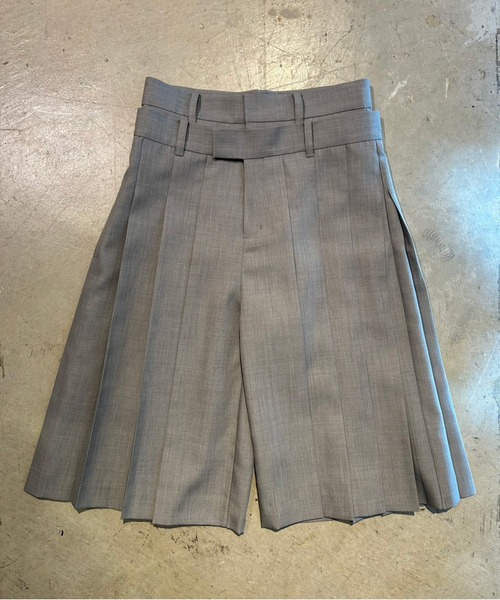 PRANK PROJECT(プランクプロジェクト)の「【2026Autumn Pre-Order】ダブルウエストプリーツハーフパンツ / Double-Waist Pleated Half Pants(その他パンツ・レディース・カーキ/グレー/ブラック・38/36)」の2枚目の写真