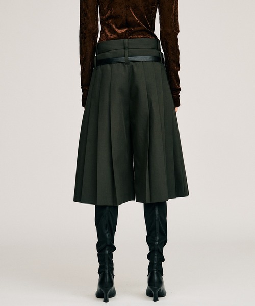 PRANK PROJECT(プランクプロジェクト)の「【2026Autumn Pre-Order】ダブルウエストプリーツハーフパンツ / Double-Waist Pleated Half Pants(その他パンツ・レディース・カーキ/グレー/ブラック・38/36)」の14枚目の写真