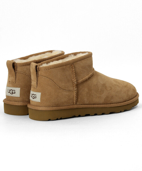 UGG(アグ)の「UGG/アグ メンズ クラシック ウルトラ ミニ / Classic Ultra Mini(ブーツ・メンズ・ブラック/ブラウン・9/10/8)」の6枚目の写真