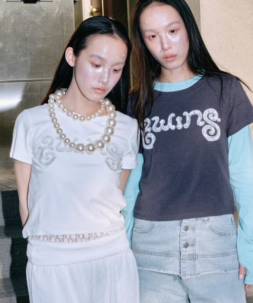 twins（nemne store）（ツインズ）の「Lace twins logo Tee（Tシャツ/カットソー・レディース・White/チャコール・SMALL/MEDIUM）」の16枚目の写真