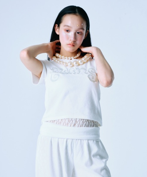 twins（nemne store）（ツインズ）の「Lace twins logo Tee（Tシャツ/カットソー・レディース・White/チャコール・SMALL/MEDIUM）」の5枚目の写真