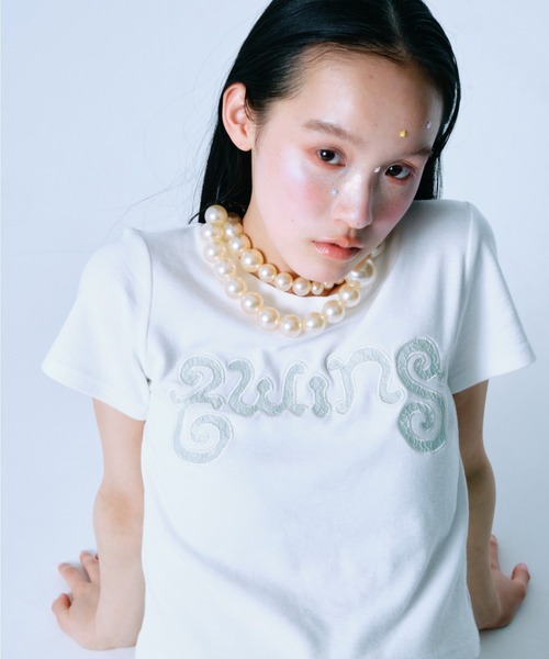 twins（nemne store）（ツインズ）の「Lace twins logo Tee（Tシャツ/カットソー・レディース・White/チャコール・SMALL/MEDIUM）」の9枚目の写真