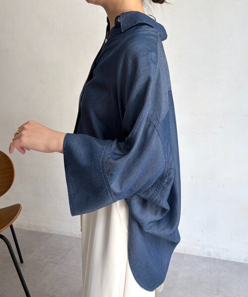 Jena espace merveilleux(ジェナ エスパスメルヴェイユ)の「ビッグカフスデニムシャツ(シャツ/ブラウス・レディース・グレー/ブルー系その他/ブルー・FREE)」の17枚目の写真