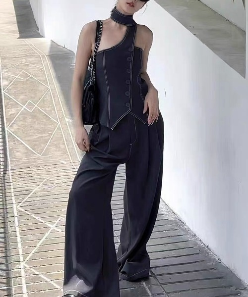 FAVORITO(ファヴォリート)の「オフショルダートップスパンツセットアップ(セットアップ・レディース・ダークブルー・S/L/M)」の9枚目の写真