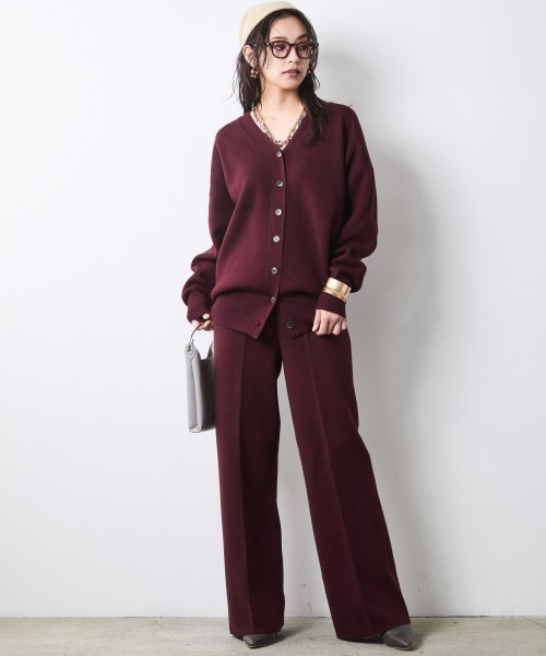 CHIC STYLE(シックスタイル)の「Vネックニットカーディガン<大きいサイズ有>シックスタイル(カーディガン/ボレロ・レディース・グレー/ワイン/ブラック/ライトベージュ・M/3L/LL/L/5L/4L)」の5枚目の写真