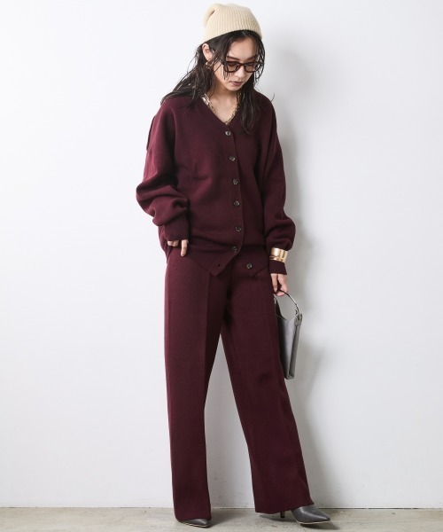 CHIC STYLE(シックスタイル)の「Vネックニットカーディガン<大きいサイズ有>シックスタイル(カーディガン/ボレロ・レディース・グレー/ワイン/ブラック/ライトベージュ・M/3L/LL/L/5L/4L)」の8枚目の写真