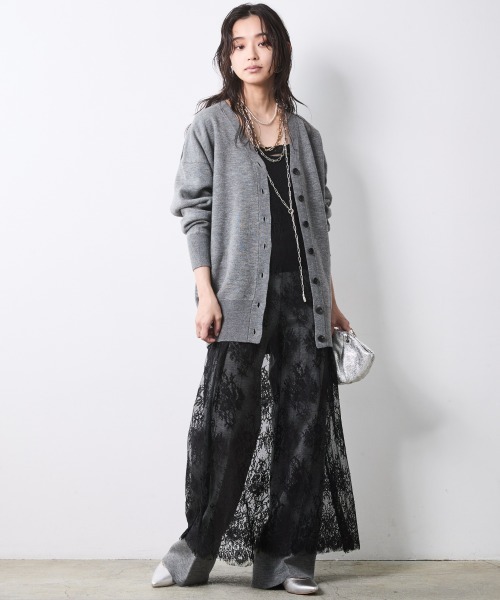 CHIC STYLE(シックスタイル)の「Vネックニットカーディガン<大きいサイズ有>シックスタイル(カーディガン/ボレロ・レディース・グレー/ワイン/ブラック/ライトベージュ・M/3L/LL/L/5L/4L)」の14枚目の写真