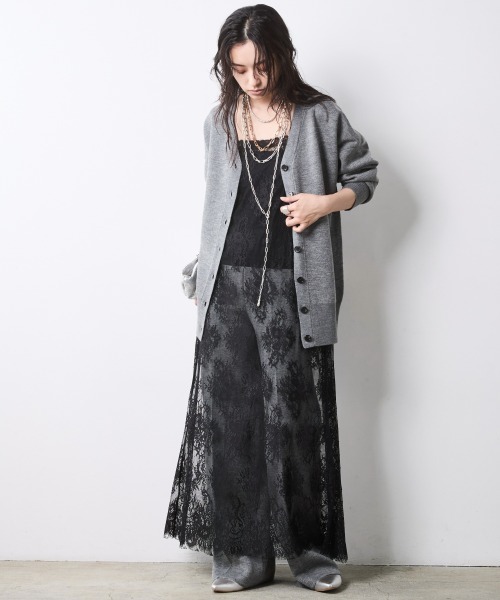 CHIC STYLE(シックスタイル)の「Vネックニットカーディガン<大きいサイズ有>シックスタイル(カーディガン/ボレロ・レディース・グレー/ワイン/ブラック/ライトベージュ・M/3L/LL/L/5L/4L)」の16枚目の写真