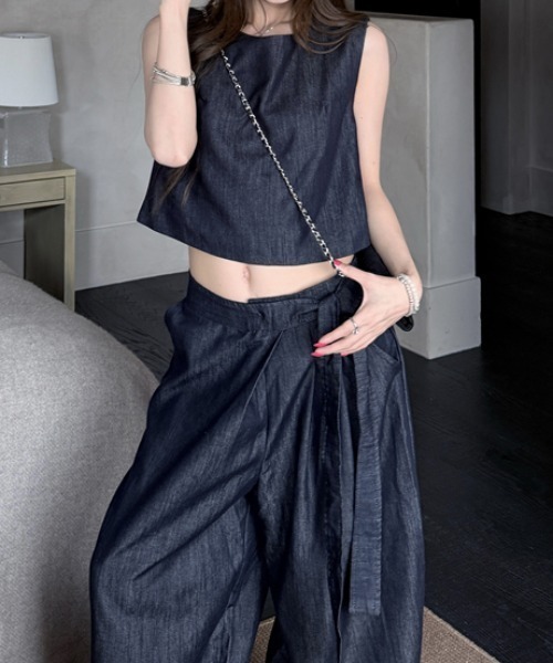 FLINEA(フリネア)の「デニムタンクトップ+パンツセットアップ(セットアップ・レディース・インディゴブルー・M/L)」の18枚目の写真