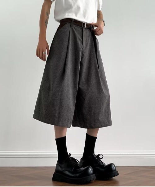 DOUBLE STEAL(ダブルスティール)の「DSタックワイドショーツ(その他パンツ・メンズ・グレー・X-LARGE/LARGE/MEDIUM)」の3枚目の写真