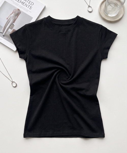 BUTTON SEOUL（ボタンソウル）の「[ウィメンズ] ベーシックエッセンシャルコットンショートスリーブ (6 COLORS)（Tシャツ/カットソー・レディース・ホワイト/ブラック/グレー/イエロー/サンドベージュ/シャーベット・SMALL/MEDIUM/LARGE）」の7枚目の写真