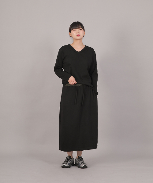 SAINTCREW(セントクルー)の「ミニマル16sコットンVネック長袖TシャツMMV-8A15ブラック(Tシャツ/カットソー・レディース・その他・FREE)」の3枚目の写真