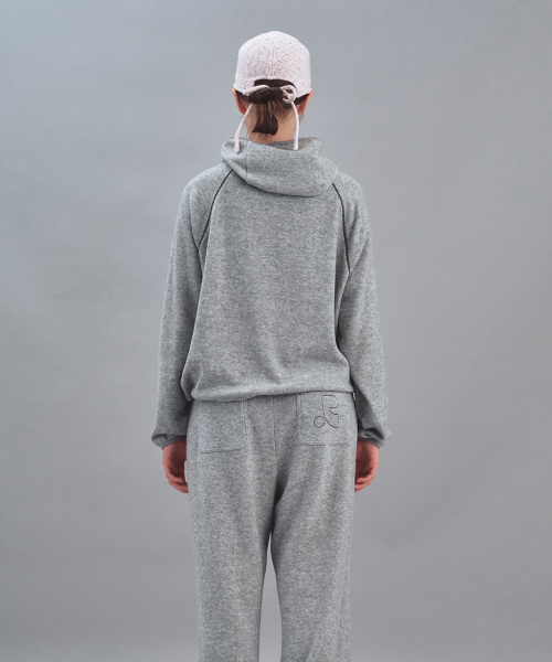 Rest&Recreation（レストアンドレクリエーション）の「STITCH KNIT HOODIE - GREY（パーカー・メンズ・その他・ONE SIZE）」の3枚目の写真