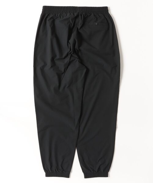NEW ERA（ニューエラ）の「ニューエラ NEW ERA PA STRETCH WOVEN PNT BRNDNM LG BLK（その他パンツ・メンズ・ブラック・M/LL/L）」の2枚目の写真