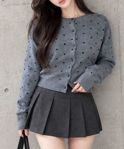 GLAMOROUS JANE(グラマラスジェーン)の「ドットジャガードクルーネックカーディガン(カーディガン/ボレロ・レディース・ベージュ/ブラック/グレー・FREE)」の10枚目の写真