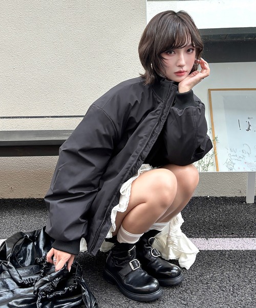 Girly Doll(ガーリードール)の「スタンドカラージップアップブルゾン(その他アウター・レディース・カーキ/ネイビー/ブラック・L/M)」の4枚目の写真