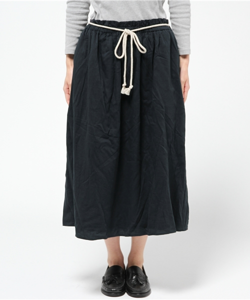 LBC(エルビーシー)の「コットンレーヨンギャザースカート(スカート・レディース・ネイビー/ベージュ・LARGE/MEDIUM)」の2枚目の写真