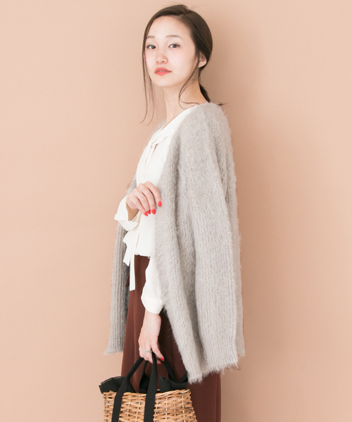 URBAN RESEARCH（アーバンリサーチ）の「UR モヘヤカーディガン（カーディガン/ボレロ・レディース・グレー系その他/エメラルド/サックスブルー・FREE）」の2枚目の写真