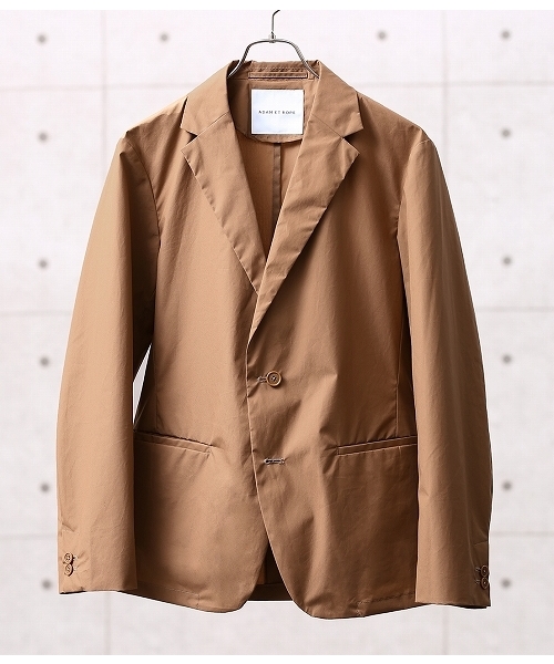 ADAM ET ROPE'(アダムエロペ)の「バックコーティングダンプJKT(テーラードジャケット・メンズ・キャメル/ネイビー・L/M)」の1枚目の写真