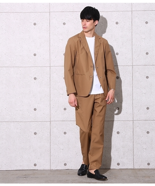 ADAM ET ROPE'(アダムエロペ)の「バックコーティングダンプJKT(テーラードジャケット・メンズ・キャメル/ネイビー・L/M)」の6枚目の写真