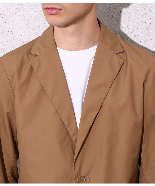 ADAM ET ROPE'(アダムエロペ)の「バックコーティングダンプJKT(テーラードジャケット・メンズ・キャメル/ネイビー・L/M)」の13枚目の写真
