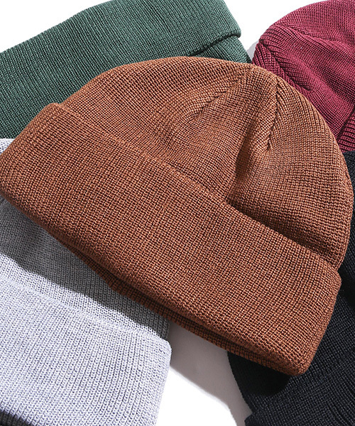 WEGO（ウィゴー）の「WEGO/ショートニットキャップ（ニットキャップ/ビーニー・メンズ・ダークグリーン/杢グレー/ワイン/ブラック/ブラウン・FREE）」の4枚目の写真