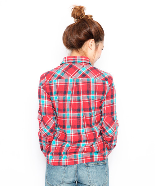 X-girl（エックスガール）の「NUBBY PLAID SHIRT（シャツ/ブラウス・レディース・ネイビー/ピンク/レッド・1/2）」の6枚目の写真