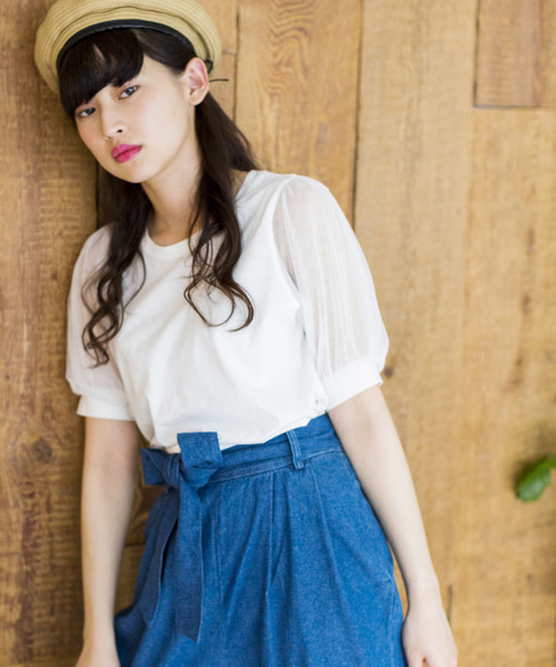 WEGO（ウィゴー）の「WEGO/チュールスリーブTシャツ（Tシャツ/カットソー・レディース・ホワイト/ブラック/ライトイエロー/ピンク/サックスブルー/ライトピンク・FREE）」の2枚目の写真