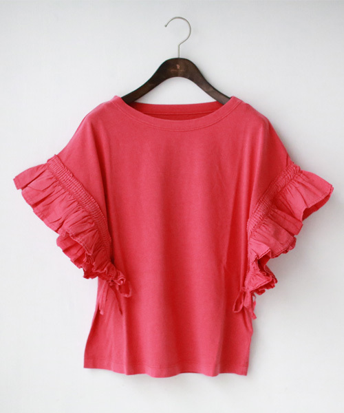 REAL CUBE（リアルキューブ）の「Hunch フリルギャザースリーブトップス（Tシャツ/カットソー・レディース・オフホワイト/カーキ/ネイビー/レッド・M）」の4枚目の写真