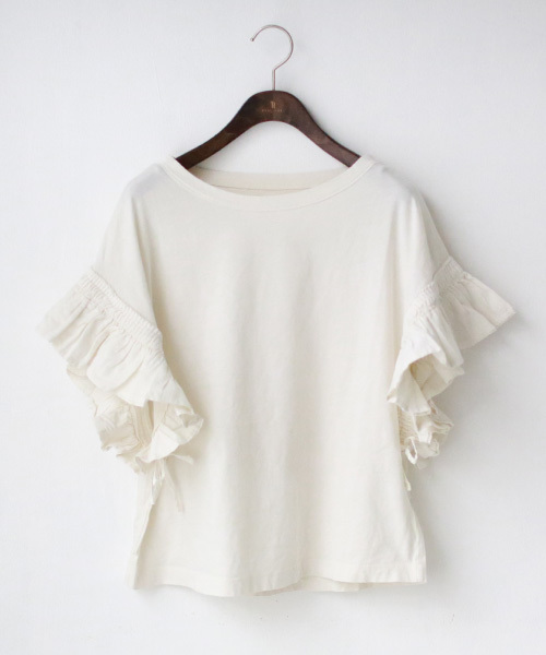 REAL CUBE（リアルキューブ）の「Hunch フリルギャザースリーブトップス（Tシャツ/カットソー・レディース・オフホワイト/カーキ/ネイビー/レッド・M）」の9枚目の写真