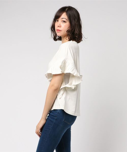 REAL CUBE（リアルキューブ）の「Hunch フリルギャザースリーブトップス（Tシャツ/カットソー・レディース・オフホワイト/カーキ/ネイビー/レッド・M）」の5枚目の写真