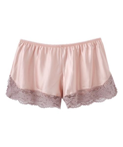 PEACH JOHN（ピーチジョン）の「【さらりとした着心地のインナー。摩擦や下着の透け防止に◎】レーストリムサテンタップパンツ（インナーウェア/肌着・レディース・ブラック/アイボリー/ブルー/ネイビー/ピンクベージュ/ラベンダー/グレイッシュブルー/ピンク/ミント/コーラル/ローズ/スモークピンク/ワイン/ダークネイビー/グレイッシュベージュ/レッド/ライトブルー・SMALL/MEDIUM/LARGE）」の12枚目の写真