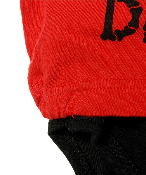 HYSTERIC MINI(ヒステリックミニ)の「BABY DEVILKIN BABY'S Tシャツ・つの付きロンパース SET(ロンパース・キッズ・ホワイト/グレー/レッド・FREE)」の5枚目の写真