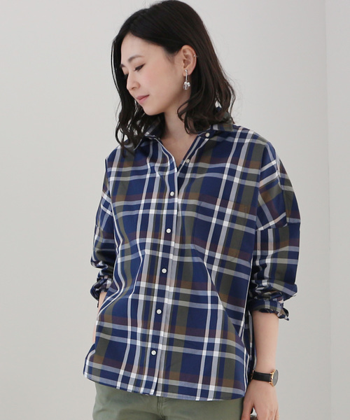 AMERICAN HOLIC（アメリカンホリック）の「2WAY衿取り外しドルマンビッグシャツ（シャツ/ブラウス・レディース・ネイビー/オフホワイト/サックスブルー/ピンク/その他5/ストライプ/チェック/ブルー系その他4/ブルー系その他5・M/L）」の5枚目の写真