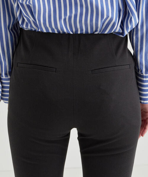 green label relaxing(グリーンレーベルリラクシング)の「FM CRPU ツイル シガレット パンツ ◆(その他パンツ・レディース・ブラック/ワインレッド/モカ・40/38/36)」の9枚目の写真