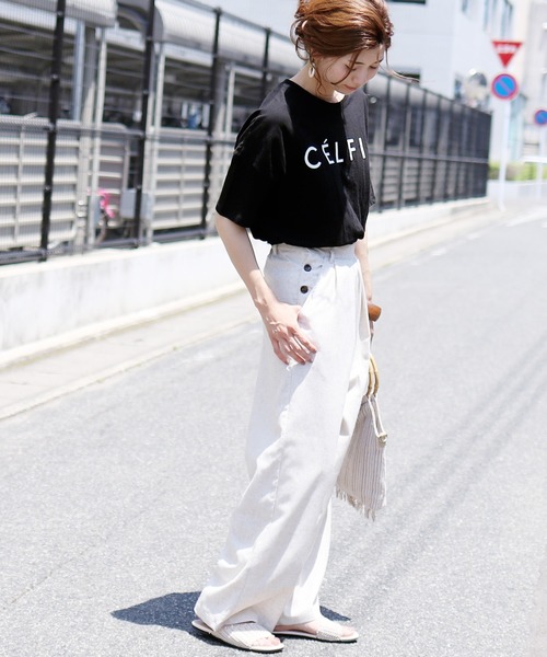 reca（レカ）の「半袖ロゴTシャツ "CELFIE"（Tシャツ/カットソー・レディース・ブラック/ダークグレー/ブルー系その他/ベージュ/ホワイト/ベージュ系その他/カーキ・FREE）」の9枚目の写真