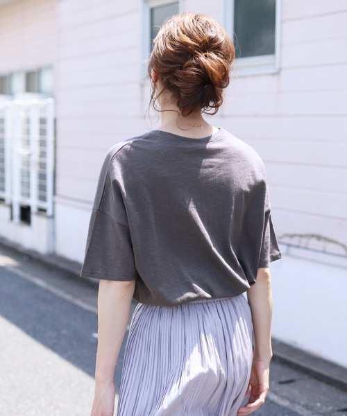 reca（レカ）の「半袖ロゴTシャツ "CELFIE"（Tシャツ/カットソー・レディース・ブラック/ダークグレー/ブルー系その他/ベージュ/ホワイト/ベージュ系その他/カーキ・FREE）」の13枚目の写真