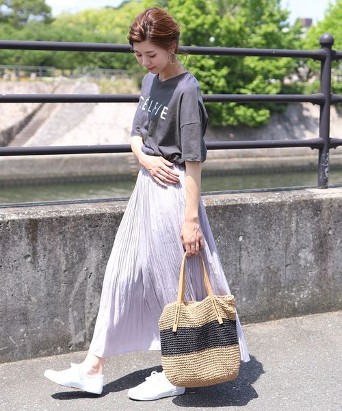 reca（レカ）の「半袖ロゴTシャツ "CELFIE"（Tシャツ/カットソー・レディース・ブラック/ダークグレー/ブルー系その他/ベージュ/ホワイト/ベージュ系その他/カーキ・FREE）」の20枚目の写真